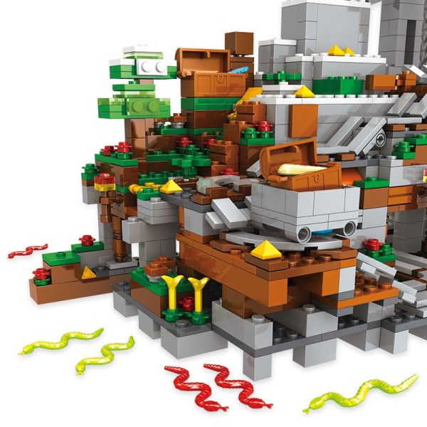 Конструктор Minecraft 1089 деталей SJ8806 Гірська печера Майнкрафт MineWorld My World