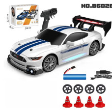 Машинка для дрифта на радіокеруванні 1:24 Ford Mustang 4WD біла