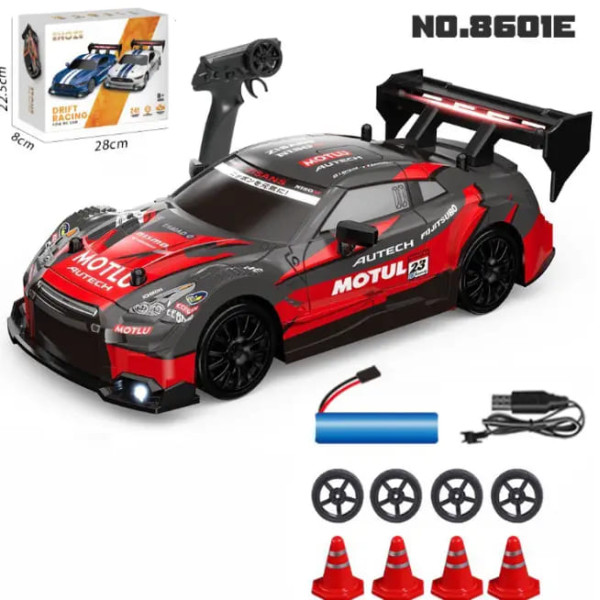 Машинка для дрифта на радіокеруванні 1:24 Nissan GT-R 4WD червона