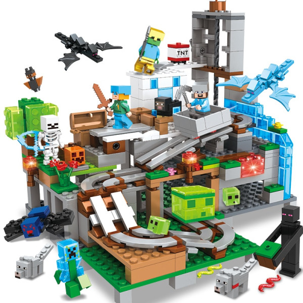 Конструктор Minecraft 587 деталей SJ82003 Гірська печера Майнкрафт MineWorld My World
