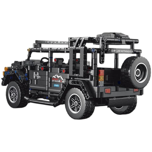 Конструктор позашляховика Technic Hummer 1:14 909 деталей чорний