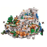 Конструктор 2688 деталей Minecraft Гірська печера Майнкрафт MineWorld My World 76010