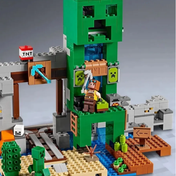 Конструктор Minecraft Шахта Кріпера 834 деталей Майнкрафт MineWorld My World 23015