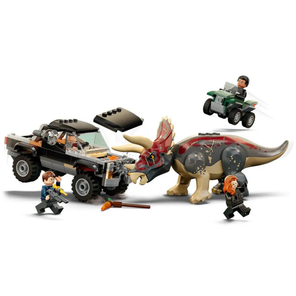 Конструктор Jurassic World 7015 Напад трицератопса на пікап 210 деталей Парк Юрського періоду